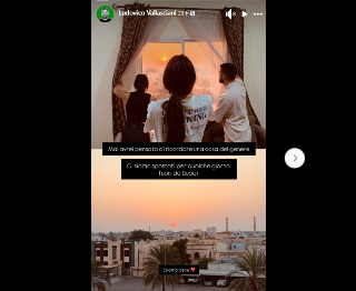 Coppia fermana da Dubai in Oman in auto e poi a piedi: "In Italia appena possibile"